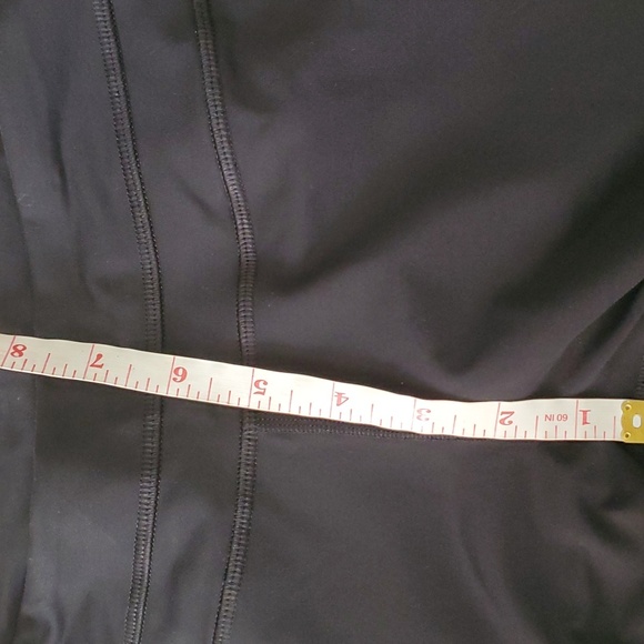 Lululemon women black  crop  leggins lsize 6 - Picture 6 of 11